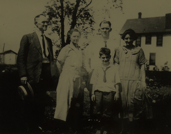 Stella-and-Family